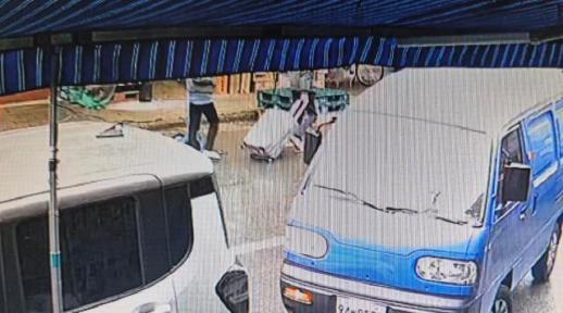 경찰, 캐리어 시신 유기 20대 부부 구속영장 신청