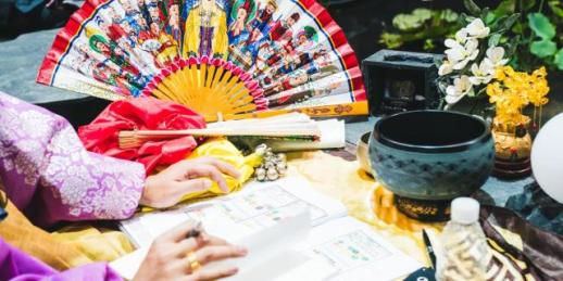 韩国巫俗文化升温 体验型消费需求持续增长