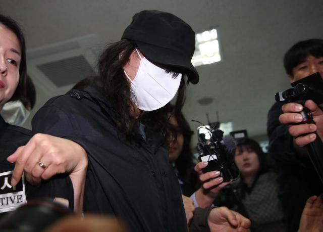 [포토] 영장실질심사 받는 캐리어 시신 사건 피의자 딸