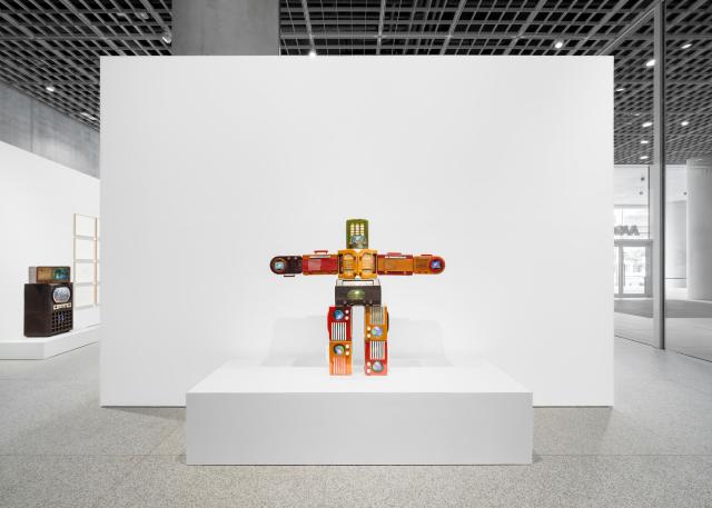 Installation view of Nam June Paik solo show 'Nam June Paik: Rewind / Repeat.' © Nam June Paik Estate. Photo by Jeon Byeong-cheol. Courtesy Gagosian