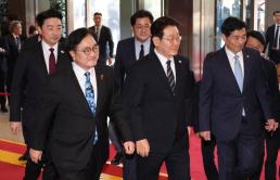 李대통령 헌법 너무 오래 돼…禹의장 내일 개헌 문 열리도록 최선