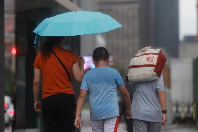 [내일 날씨] 오후부터 흐림…밤부터 곳곳 비