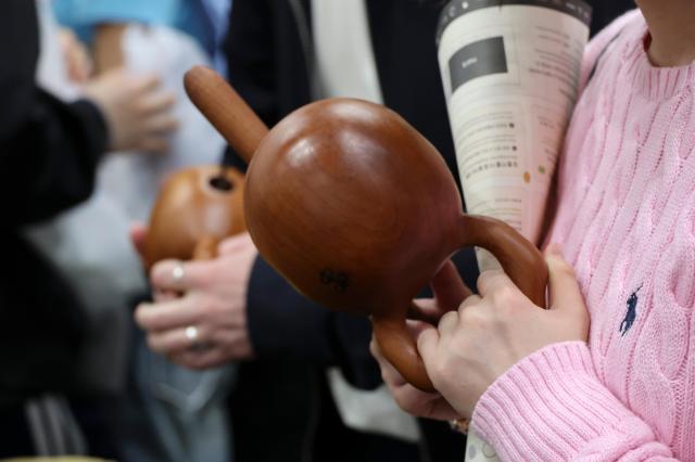 Visitors look around the exhibition hall during the 2026 Seoul International Buddhism Expo at COEX in Seoul’s Gangnam district on April 2 AJP Yoo Na-hyun