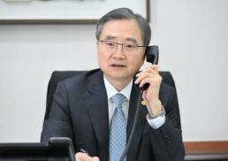 한일 외교장관 통화…"호르무즈 자유항행·안전 위해 소통"