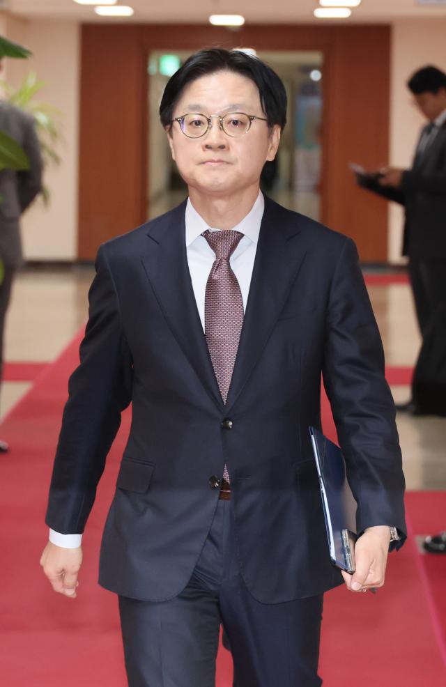 국무회의에 참석하는 김정관 산업통상부 장관 사진연합뉴스