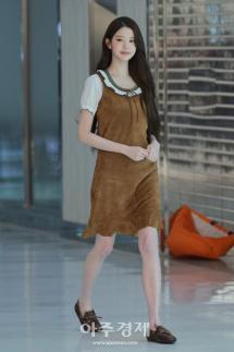 [포토] 장원영, 어둠속에서도 빛나는 미모