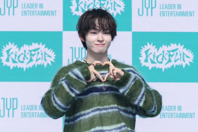 Keiju of K-pop group KickFlip performs a new track during a showcase for the group’s fourth mini album “My First Kick” at Yes24 Live Hall in Gwangjin-gu Seoul on April 6 2026 AJP Yoo Na-hyun 20260406
