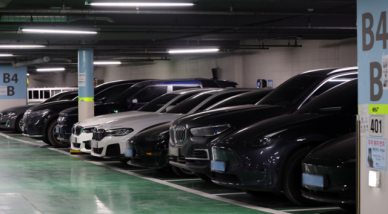 유가 급등에 전기차 수요 반등…내년 신차 비중 30→35% 상향