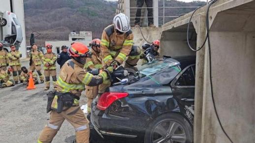 대통령경호처, 특수車 인명구조 훈련…현장 적용 업무매뉴얼 고도화