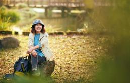 300여명 탄 한강유람선 강바닥에 걸려 멈춰