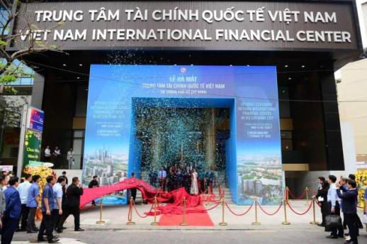 Viet Nam readies financial hub pivot as Hanoi targets high-income status