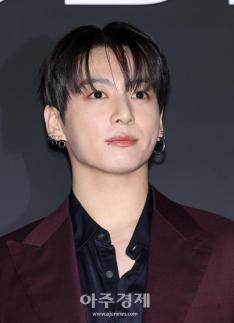 BTS 정국, 욕설 라방 사과 아미에게 미안…자제할 것