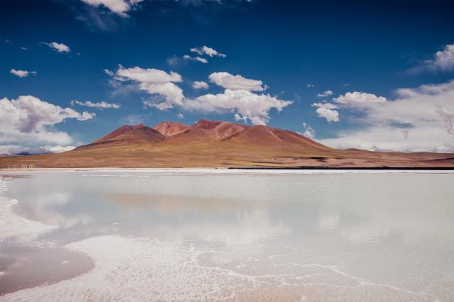 아르헨티나 옴브레 무에르토Hombre Muerto 염호 전경 사진포스코홀딩스