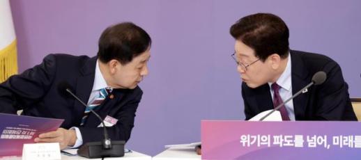 李대통령 韓 경제 근본 변화 시점…중동 상황 언제 정리될지 알기 어려워