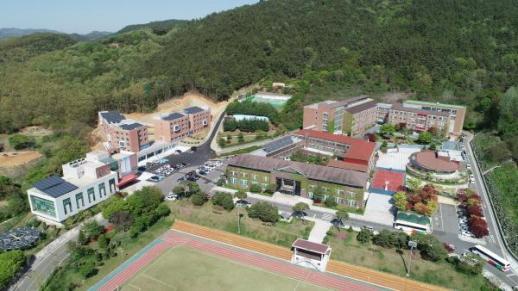 충남도립대 총장 공백 1년…수사 기다리다 대학 멈췄다