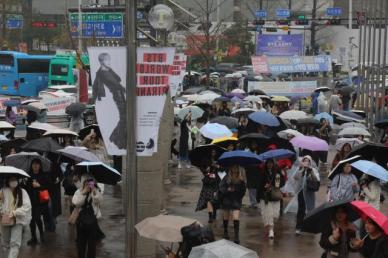 BTS高阳开唱 阿米点燃雨天热情