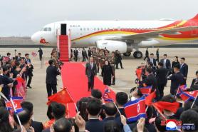 North Korean, Chinese FMs agree to strengthen ties during talks in Pyongyang