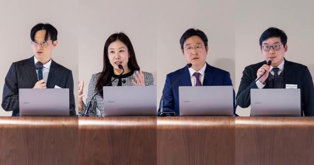 좌측부터 발표 중인 윤준석 변호사 장마리아 오혁 외국변호사 이진욱 공인회계사사진법무법인유 세종