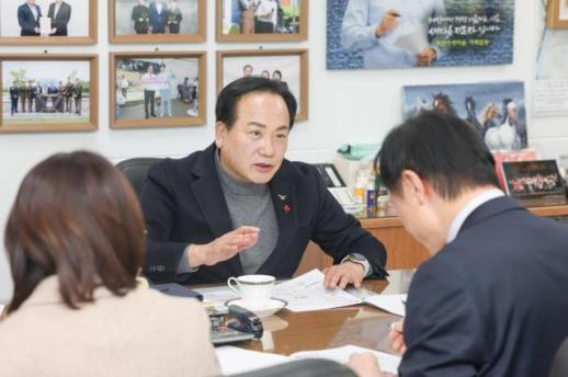 이권재 오산시장, 세교2-1중 신설 추진 박차…미래세대 위한 가장 기본적인 과제