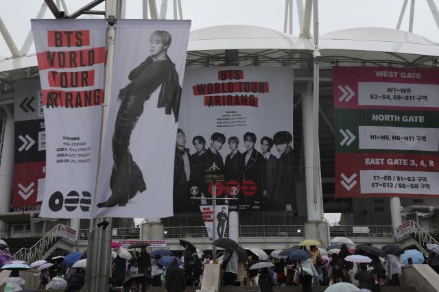 BTS fans crowd the area around Goyang Stadium in Goyang Gyeonggi Province on April 9 2026 as the group launches their “ARIRANG” world tour Yonhap 