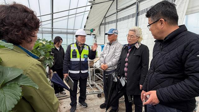 함평군 농업기술센터가 농촌진흥청 전라남도농업기술원과 함께 농작업 안전 재해와 농업 현장에서 발생하는 안전사고 예방에 나섰다사진함평군