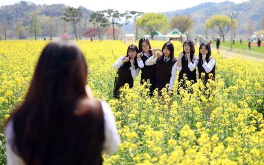 완도 냉동창고 화재… 진압 나선 소방관 1명 사망·1명 실종