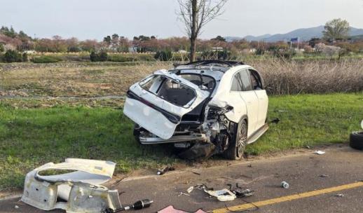 완도 냉동창고 화재… 진압 나선 소방관 1명 사망·1명 실종