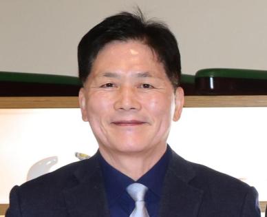 '보수 논객' 김진 전 중앙일보 논설위원 별세…향년 67세