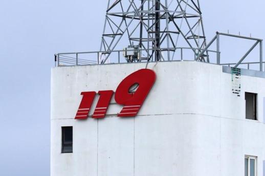 완도 냉동창고 화재… 진압 나선 소방관 1명 사망·1명 실종