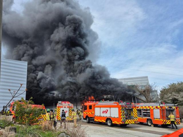 Two firefighters killed in cold storage warehouse blaze in southern South Korea