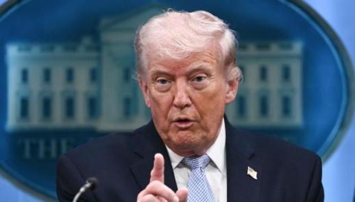 트럼프 미·이란 휴전 잘 유지…이란 항만 봉쇄 카드로 압박 강화