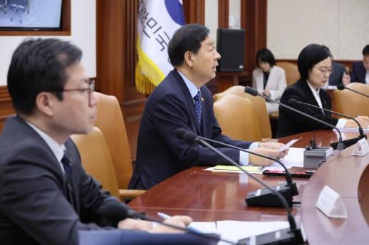 구윤철 한국형 개발금융 추진…민간재원 동원, 개도국 지원