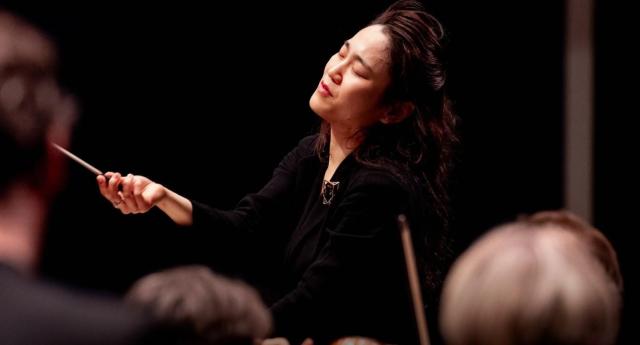 지휘자 장한나 사진Ole Wuttudal