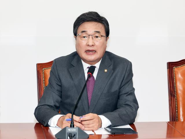 장동혁 국민의힘 대표의 특별보좌역단장인 김대식 의원이 13일 국회에서 장 대표 방미 일정을 설명하고 있다 사진연합뉴스