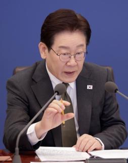 李 석유 최고가격제 시행에 오히려 소비 늘어나…사용 절감 노력해야