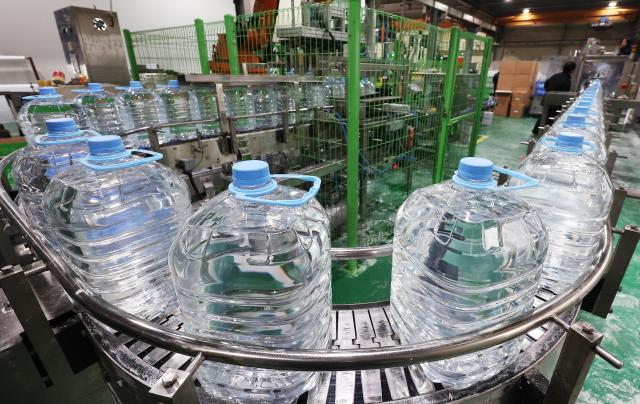 생산되고 있는 요소수 사진연합뉴스