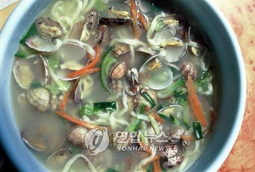 [K-VIBE] Nghêu – vị thuốc mùa xuân của biển