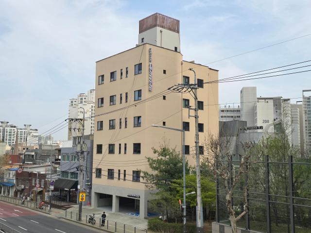 에피소드 컨비니 홍대 전경 사진우주성 기자