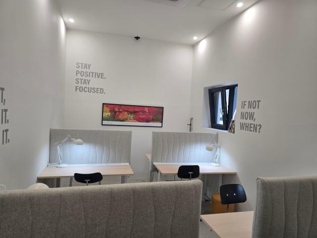 에피소드 컨비니 홍대의 사무용 독서실 공간 사진우주성 기자
