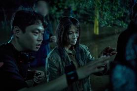 How Director Lee Sang-min and Actor Kim Hye-yoon Built the Fear in Salmokji