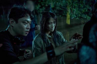 [최송희의 B-컷] 공포는 어떻게 설계됐나…김혜윤과 이상민 감독의 '살목지' 이면