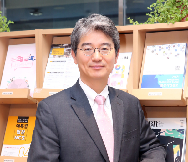Shin Hyun-han a professor of finance at Yonsei University’s School of Business Courtesy of Shin Hyun-han