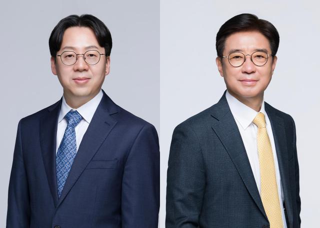 이충연왼쪽 이동철 고문 사진법무법인 세종