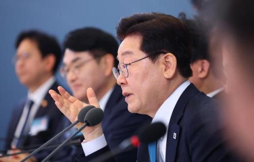 李 첨단기술 분야 네거티브 규제로 전환 필요