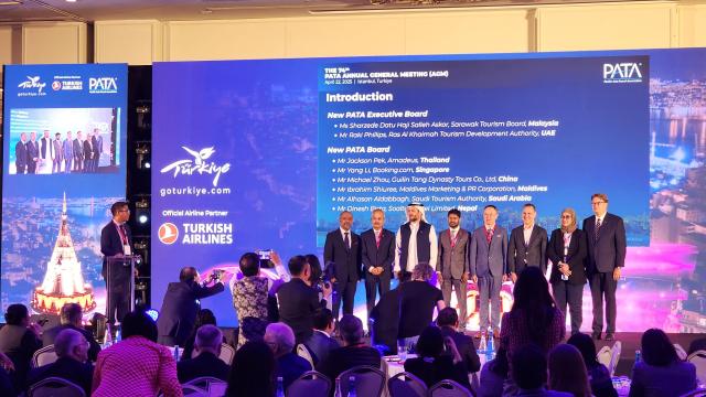 지난해 4월 23일 PATA 개최지 선정을 앞두고 관계자 등이 기념 촬영을 하고 있다 사진경상북도문화관광공사