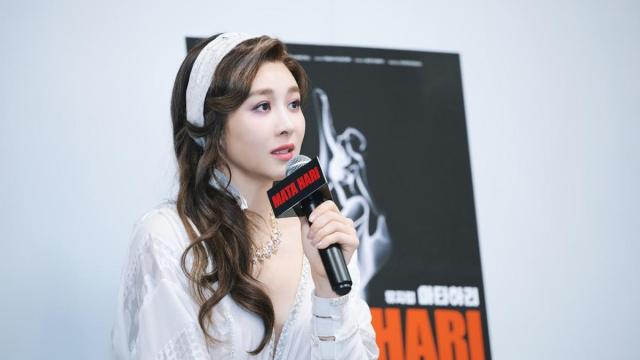 뮤지컬배우 옥주현의 한남더힐 매입 소식이 온라인을 달구고 있다 사진EMK뮤지컬컴퍼니