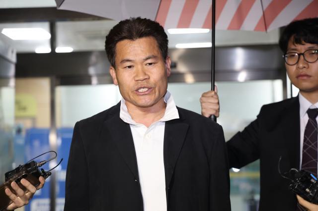 裁判所、元韓国史講師のチョン・ハンギル氏に対する逮捕状を却下