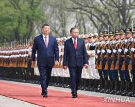 Trung Quốc – Việt Nam thúc đẩy xây dựng "cộng đồng chung vận mệnh", mở rộng hợp tác đường sắt và AI