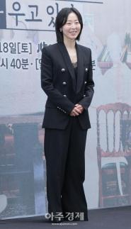 [포토] 포즈 취하는 강말금