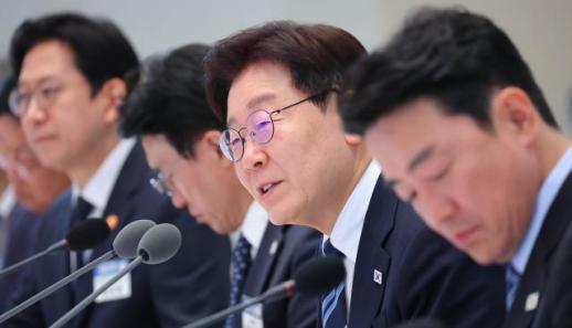 李대통령 공직자 행동에 국민 삶·국가 운명 달려 있다